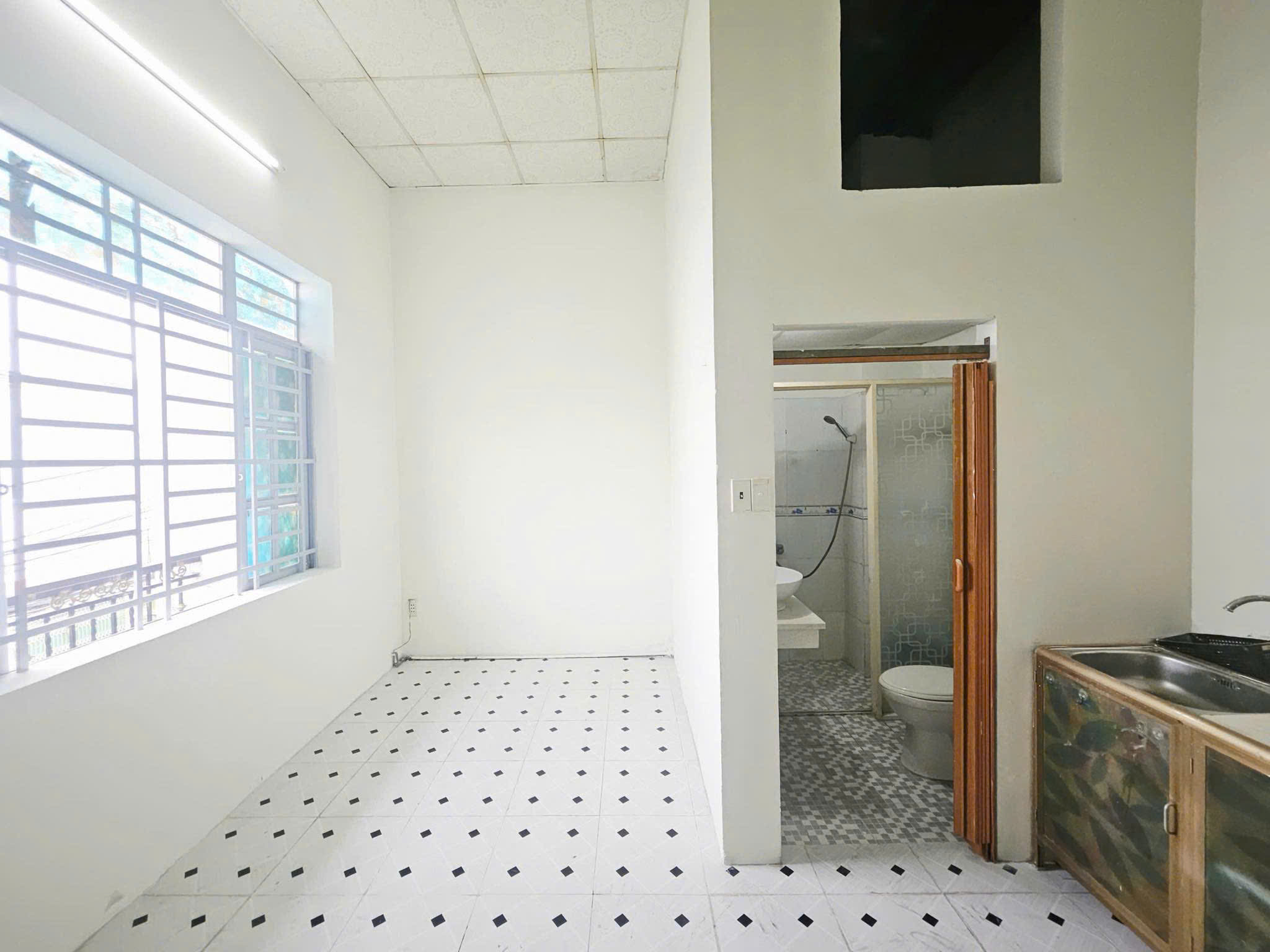 *BANCOL RIÊNG CỬA SỔ TO 1PN tại 142/ Nguyễn Thị Thập Q7 - 2